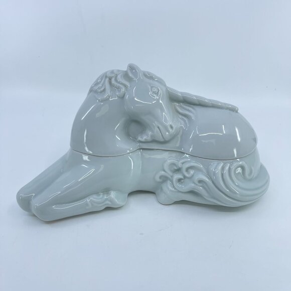 vintage takahashi white ceramic unicorn trinket box - Picture 1 of 9